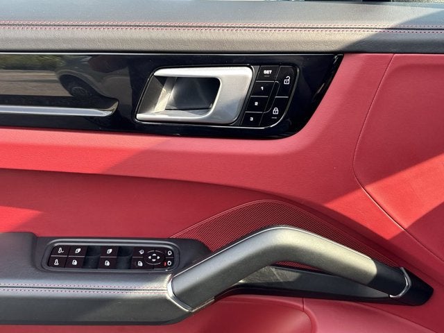2020 Porsche Cayenne Base