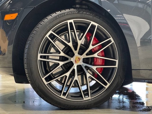 2023 Porsche Macan GTS