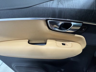 2025 Volvo XC90 Ultra