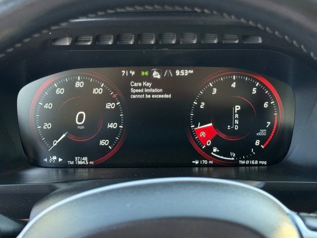 2021 Volvo XC90 Momentum