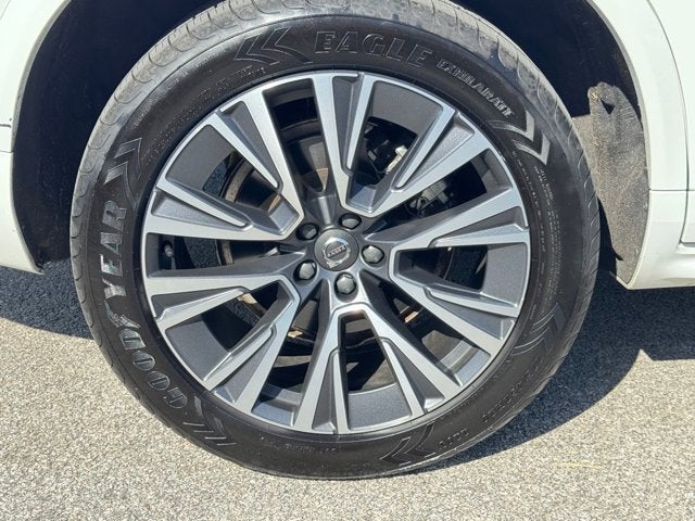 2021 Volvo XC90 Momentum