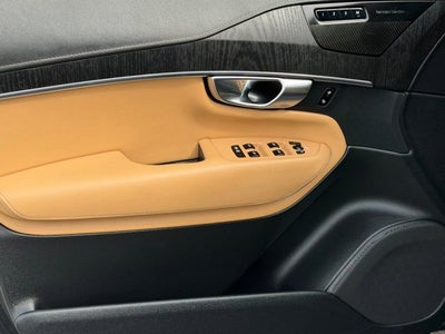 2022 Volvo XC90 Inscription