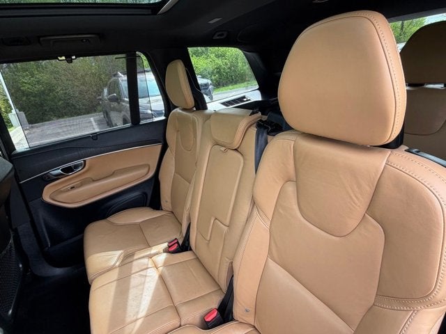 2022 Volvo XC90 Inscription