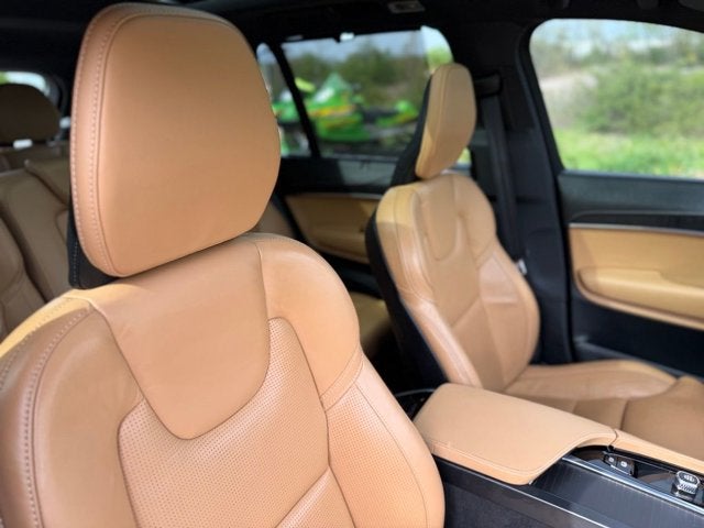 2022 Volvo XC90 Inscription