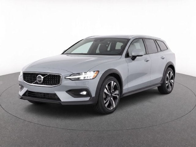 2025 Volvo V60 Cross Country Plus