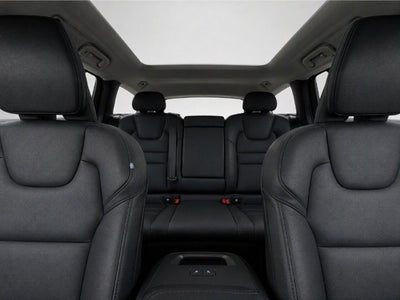 2025 Volvo V60 Cross Country Plus