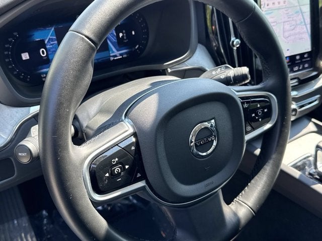 2025 Volvo XC60 Plus