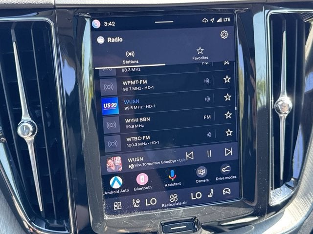 2025 Volvo XC60 Plus