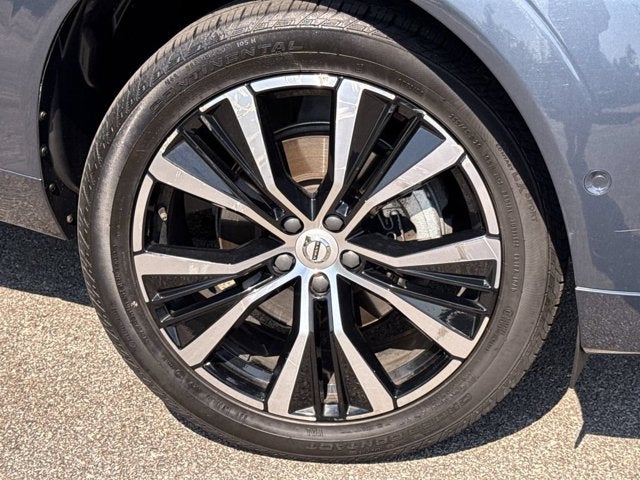 2025 Volvo XC60 Plus