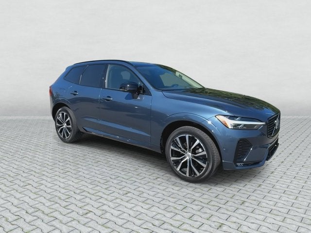 2025 Volvo XC60 Plus