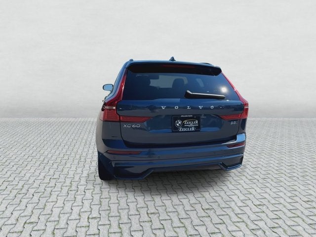 2025 Volvo XC60 Plus