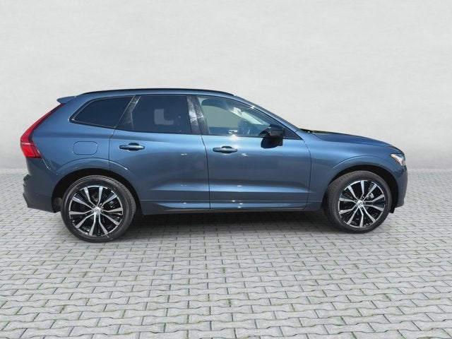 2025 Volvo XC60 Plus