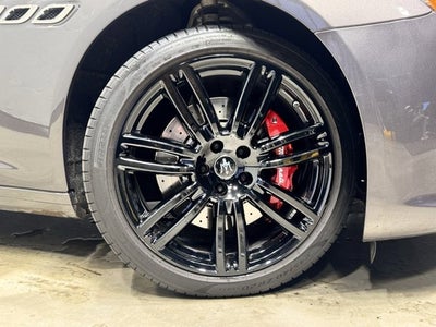 2023 Maserati Quattroporte Modena Q4