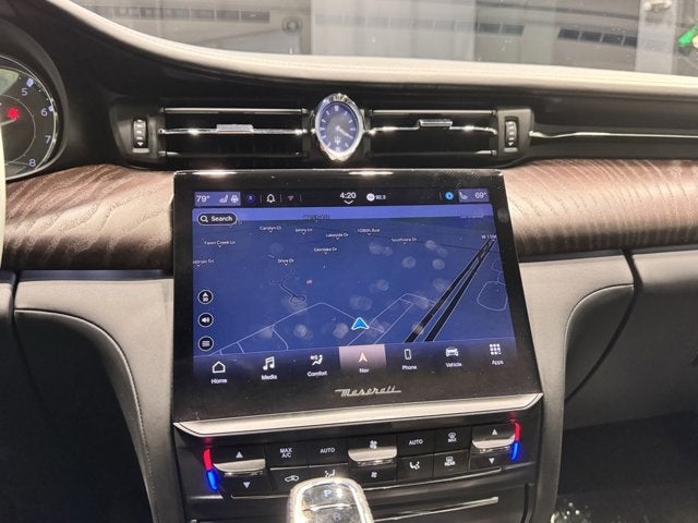 2023 Maserati Quattroporte Modena Q4