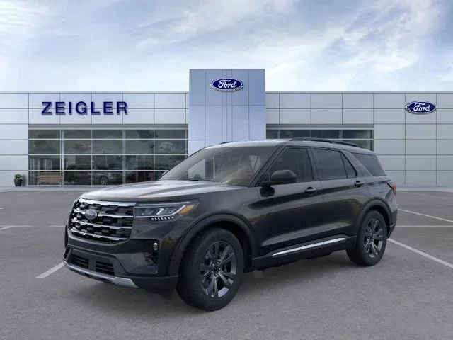 2025 Ford Explorer Active 4WD